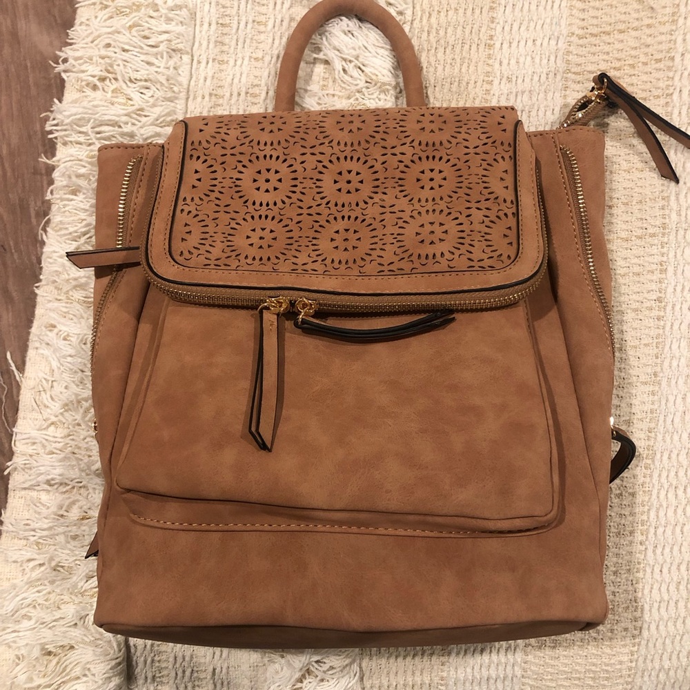 Brown patterned backpack/purse 🍂